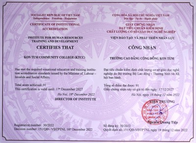 Công nhận Trường