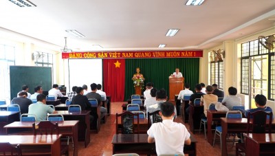 CĐKT KHAI GIẢNG LỚP ĐÀO TẠO LÁI XE Ô TÔ HẠNG C-2