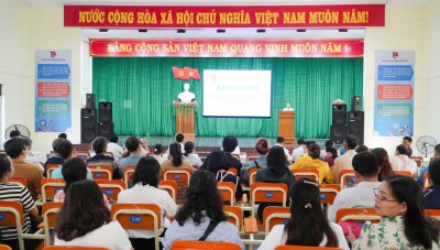 CĐKT tổ chức Khai giảng lớp đào tạo lái xe ô tô hạng B