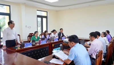 Sở Dân tộc và Tôn giáo tỉnh Quảng Ngãi thăm và làm việc tại Trường Cao đẳng Kon Tum