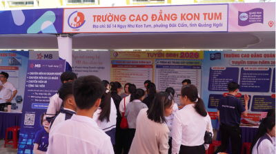 CĐKT tham dự Ngày hội việc làm đầu Xuân Bính Ngọ năm 2026