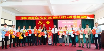 Hội nghị công bố và trao Quyết định điều động, bổ nhiệm viên chức