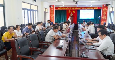 Đoàn công tác của Cục Giáo dục nghề nghiệp và Giáo dục thường xuyên làm việc tại Trường Cao đẳng Kon Tum