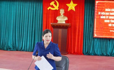 Đoàn công tác của đồng chí Y Ngọc Uỷ viên Ban thường vụ Tỉnh ủy, Phó Bí thư thường trực Đảng ủy UBND tỉnh, Phó Chủ tịch thường trực UBND tỉnh làm việc với Trường Cao đẳng Kon Tum