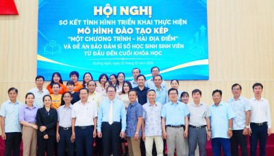 Trường Cao đẳng Kon Tum tổ chức Hội nghị sơ kết mô hình đào tạo kép “Một chương trình - Hai địa điểm” và Đề án bảo đảm sĩ số học sinh, sinh viên từ đầu đến cuối khóa học